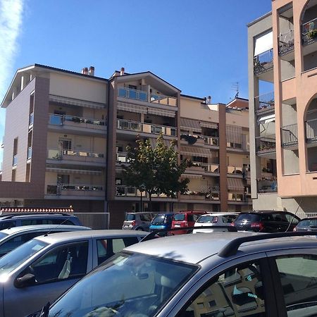 شقة Residenza D'Agnese Montesilvano Marina المظهر الخارجي الصورة